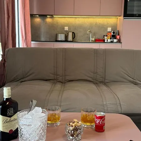 Maria One Bedroom 2 Apartment